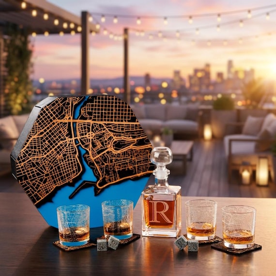 Engraved City Map Whiskey Decanter Set Custom Glasses Stones Wooden Box Personalized Luxury Keepsake