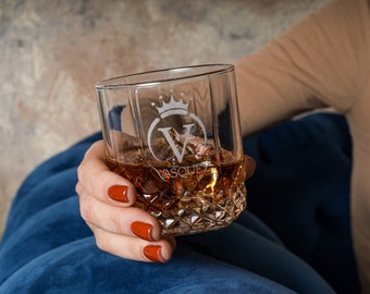 Engraved Scotch Glass, Boyfriend gifts, Monogrammed Whiskey Glass, Whiskey glasses with wooden box,Personalized whiskey glass,Christmas gift