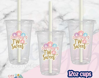 Zwei süße Tassen Geburtstagsparty Aufkleber ( Digital)