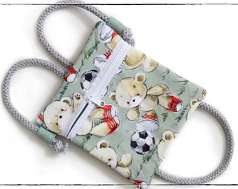 Brustbeutel, Kindertasche "kleiner Fußball-Teddybär"