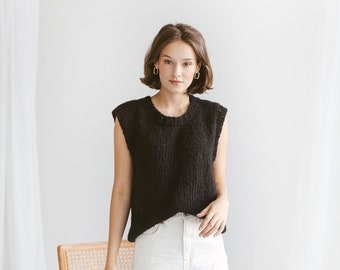 Black Knitted Sweater Vest, Cable Knit Alpaca Wool Knit Top, Chunky Knit Vest For Women, Ladies Relax Fit Crew Neck Top, Minimalist Vest