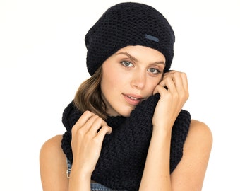 Knit hat and infinity scarf set. Lovely women's alpaca scarf and alpaca hat. Infinity scarf and beanie black hat.