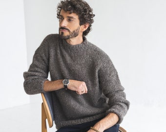 Pull en laine d'alpaga gris tricoté pour homme, pull en tricot torsadé gris pour homme, pull homme minimaliste, cadeau pour lui, pull d'hiver épais fait main