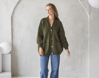 Green chunky knit wool cardigan with pockets and buttons, army green oversized hand knitted sweater, olive green cable knit jacket for women