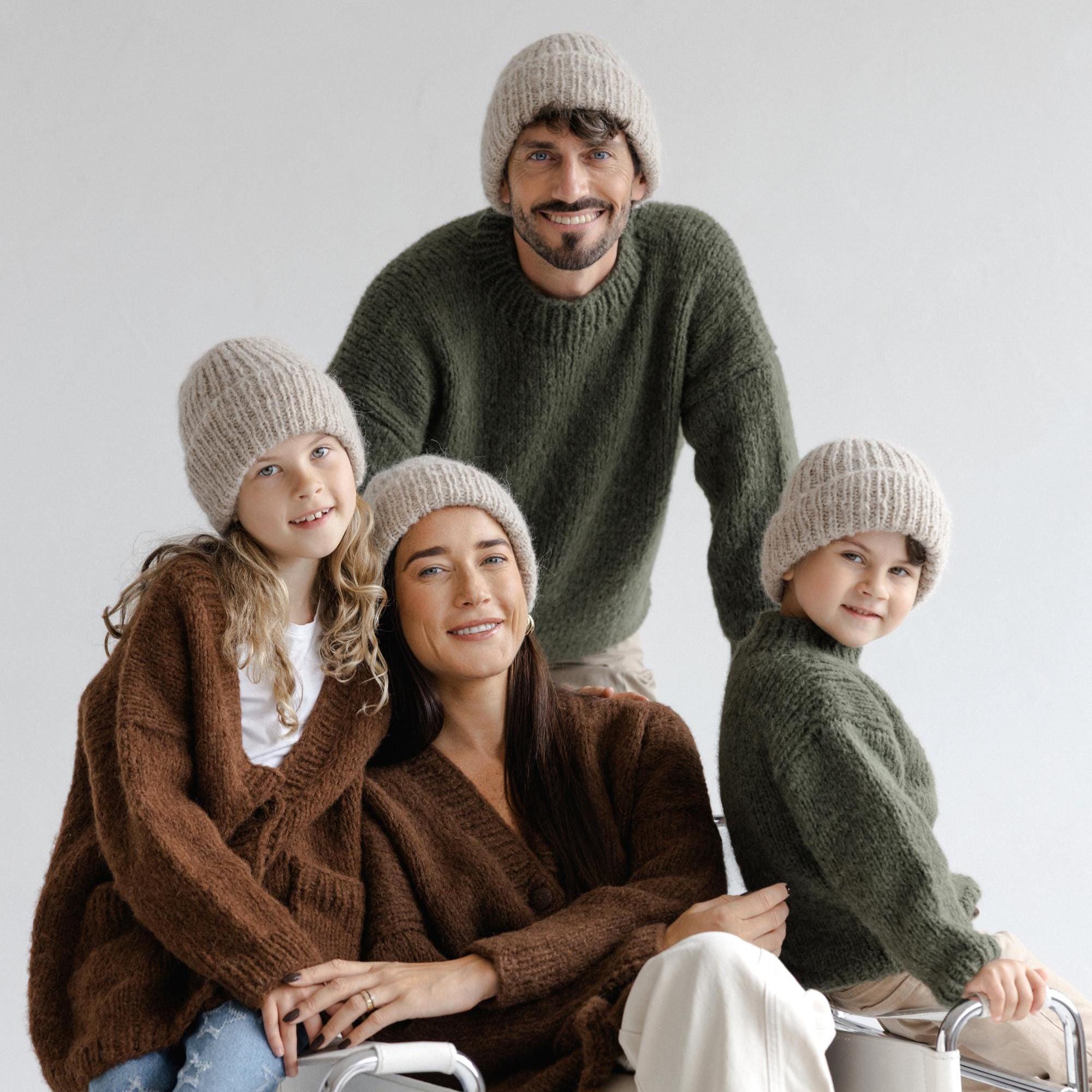 Mommy and Me Matching Knit Hats, Gray Mom and Baby Twining  display picture 2