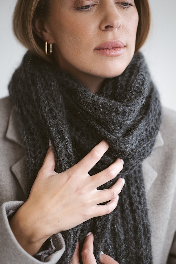 ◇sinoon◇ Hairy Cozy Muffler (Grey) SINOON ｜시눈 공식 온라인 스토어
