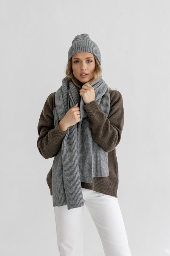 Gray knitted wool beanie and scarf ensemble Chunky Hat Scarf Set, Wool Hat Scarf Combo, Knitted Wool  main image 3