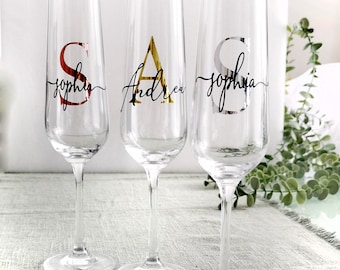 Personalized champagne glass with monogram, color, and name | Personalized gift for girlfriend | Wedding gift | Birthday | Bachelorette party