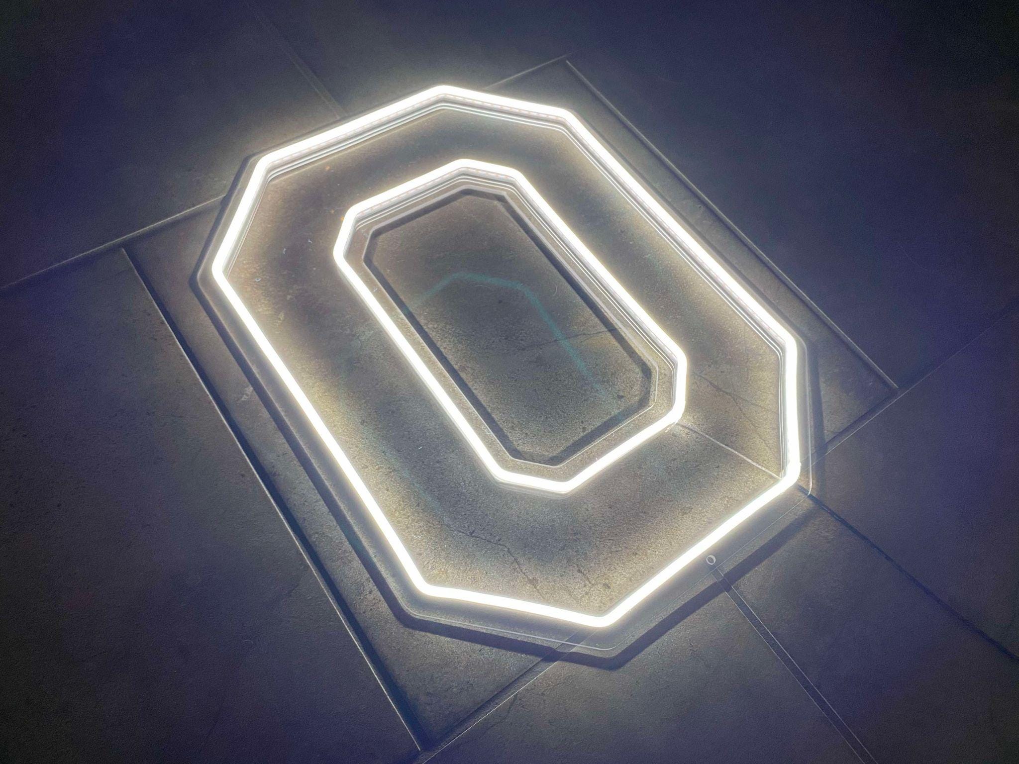 ONEUS ウォノス Light us サイン ゴニ 新品 1st Mini Album: LIGHT US : ONEUS | HMV&BOOKS online - L200001699