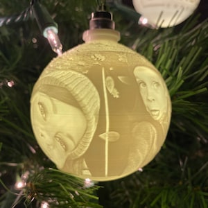 Custom 3D Printed Personalized Christmas Warm White LED Lighted Ornament Ball / Bauble / Bubble Lithophane Photo Gift / Light Clip image 6