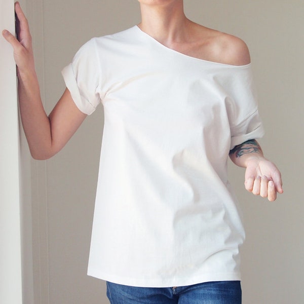 Weiss Tshirt Oversize Oversize T-Shirt Slouchy Geschenk T-Shirt TShirt T Shirt OffShoulder Shirt lustig gemütlich  feminin
