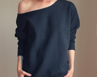 Black thick oversize sweatshirt S-XXL - comfort, character and softness for cold days