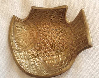 Rare brass fish bowl ashtray sculpture true vintage object