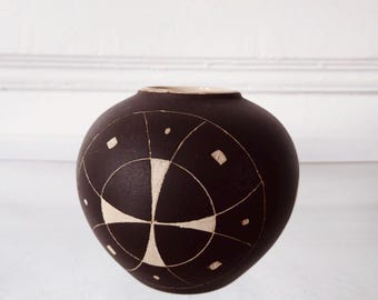 Fine small signed studio ceramic sphere vase, true vintage