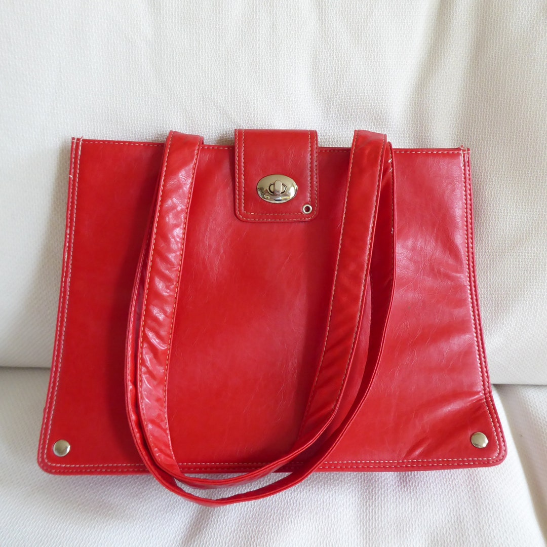 Vintage leather shoulder / hand bag ^^^ red main image 1