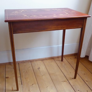 Antieke consoletafel met bloemeninleg mahonie Italië true vintage