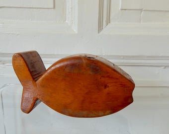 Hand-carved fish sculpture figure vintage