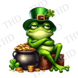 Puede incluir: Una rana verde con un sombrero de duende verde se sienta en una maleta marrón. La rana tiene los brazos cruzados y tiene una olla de monedas de oro a su lado.
