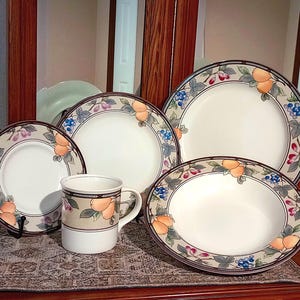 Garden Harvest by Mikasa - Individual Pieces of Vintage Stoneware Dinnerware; Dinner Plate, Salad, Soup Bowl, Saucer, Fruit Bowl