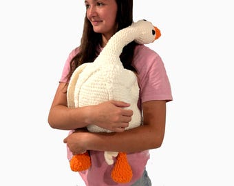 Crochet White Goose Plush Toy: Hypoallergenic Yarn, Nursery Decor (30" x 12")