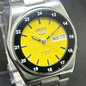 Rare Vintage Seiko 5 Railway Time Automatic Yellow Dial Day Date Movement No. 7S26A Japan Made Men's Wrist Watch