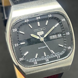 Old Vintage Seiko 5 Automatic Black Dial Day Date Movement No. 6309A Railway Time Japan Made Men's Wrist Watch
