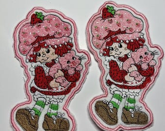 2 toppe ricamate Strawberry Girls da cucire/stirare, spedizione gratuita.