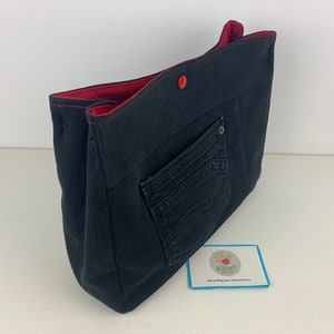 Handtaschenutensilo Jeans upcycling, Projekttasche, Jeanstasche, Bag in Bag Bild 2