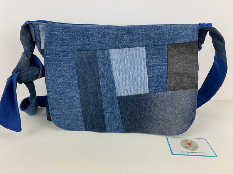 Schultertasche, Jeans upcycling, Umhängetasche, Knotentasche, Jeanstasche, vegane Tasche Bild 1