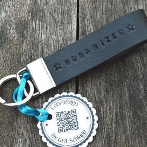 Schlüsselanhänger Aus Echtleder Oval – Personalisiert Mit Bis Zu 3-zeiligem Wunschtext | Ca. 6x3 Cm, Mit Schlüsselring