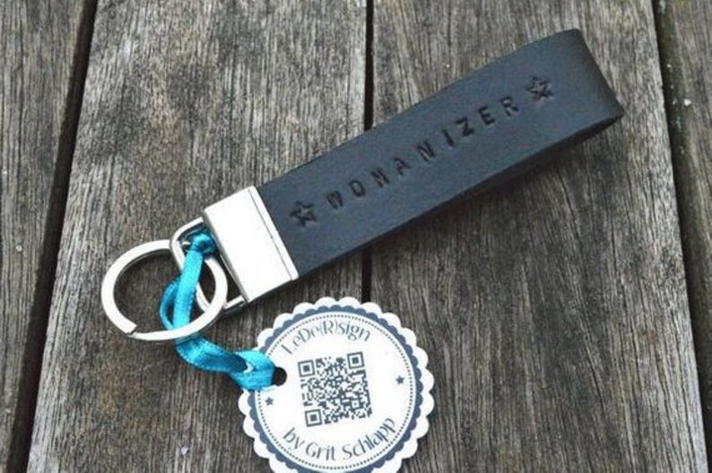 Schlüsselanhänger Rindsleder handgeprägt mit Wunschtext personalisiert Black