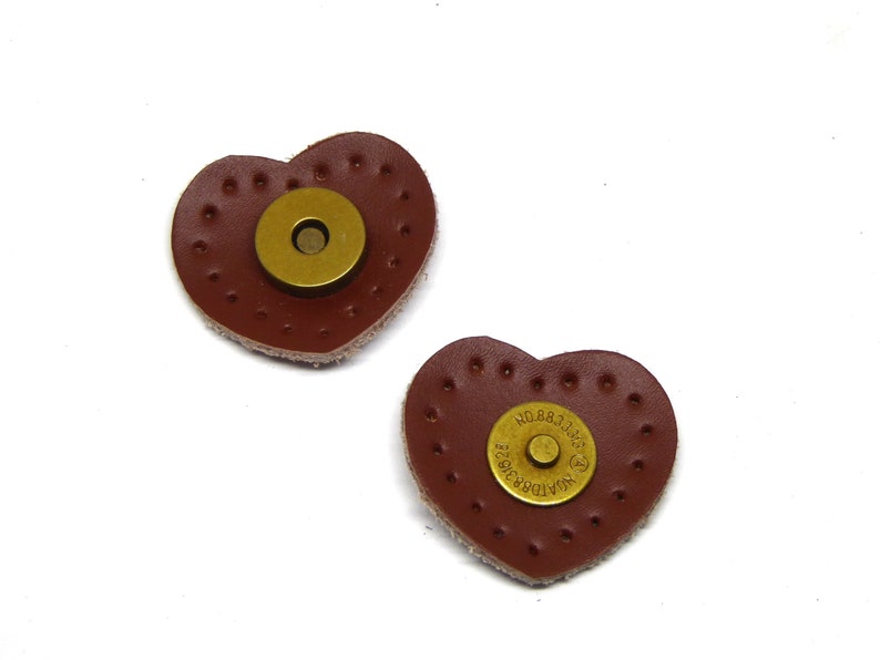 heart leather closer for handbags, brown 108 image 1