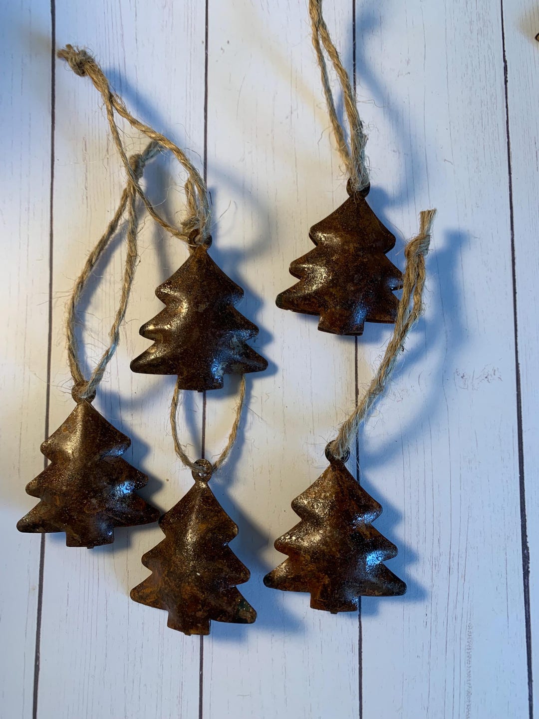 5 Rusty Metal Tree Bells - Etsy