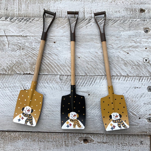 Hand Painted Small Snowman Steeler Metal Shovel Christmas Ornament Primitive Rustic