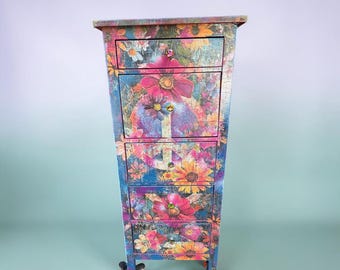 Boho Blumen Kommode
