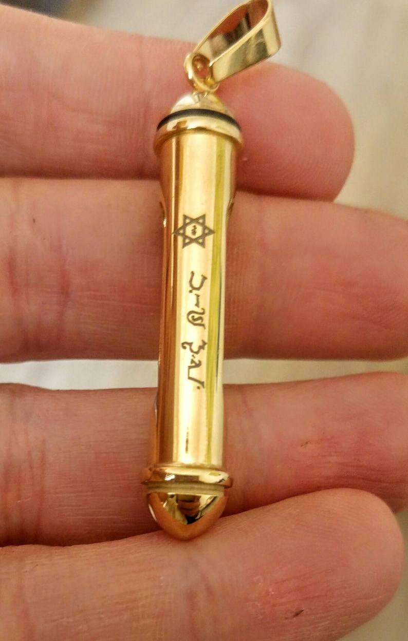 Witchcraft spell bottle amulet
