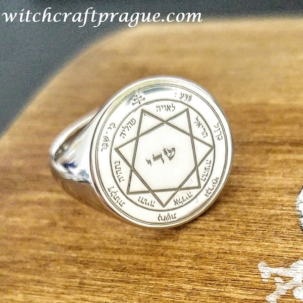 Witchcraft Ring - Etsy