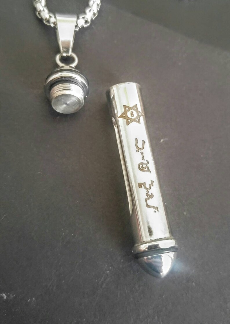 Witchcraft spell bottle amulet