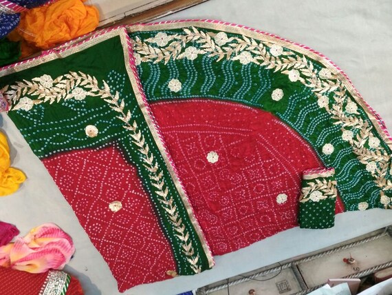 bandhani rajputi poshak