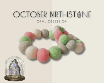 Collier pour animal de compagnie avec pierre de naissance d'octobre – Opal Obsession | Collier d'anniversaire pour chien | Collier à pompons pastel