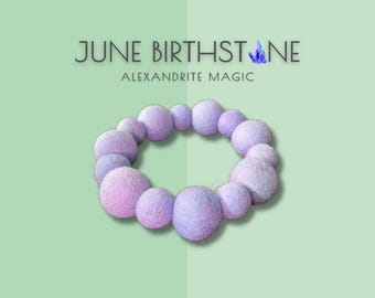 Collier pour animal de compagnie avec pierre de naissance de juin – Alexandrite magique | d'anniversaire pour chien | Col à pompons violet