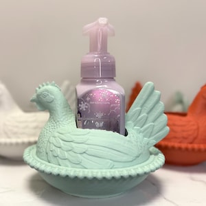 Tvålhållare för handtvål av höna, skummande handtvålsställ för lantlig stil, badrums- eller köksdekor för kyckling, 3D-utskriven bild 1