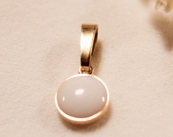 Small pendant made with breast milk - keepsake jewelry made from breast milk - 585 solid gold