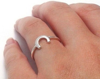 Ring mit Hufeisen silber