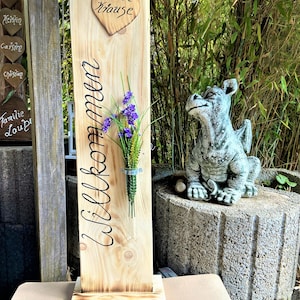 Wooden sign, Wooden display, Stele, Garden décor, Wood, Wooden board, Entrance décor, Welcome sign, Welcome