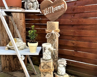 Wooden installation, welcome sign, wooden stele stele, decorative sign with individual lettering