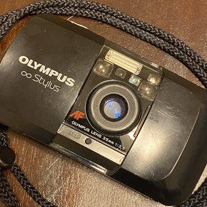 Olympus Stylus Infinity (MJU) 35mm Vintage Film Camera *TESTED*