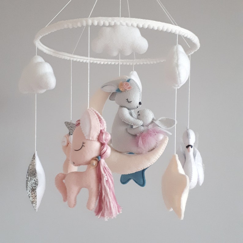 Hängendes Baby mobile für Mädchen Dieses rosa BabyBett mobile Etsy