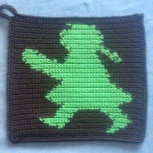 Topflappen Ampelmädchen, Baumwolle, gehäkelt Bild 2