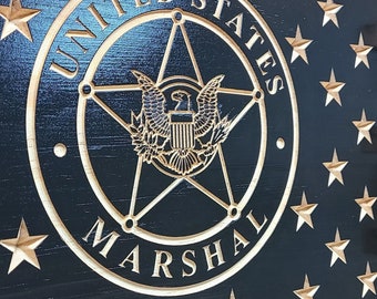 Expositor de monedas conmemorativas de madera con la bandera estadounidense del Servicio de Alguaciles de EE. UU., con capacidad para 90-100 monedas, de alta calidad, hecho a mano en Texas.